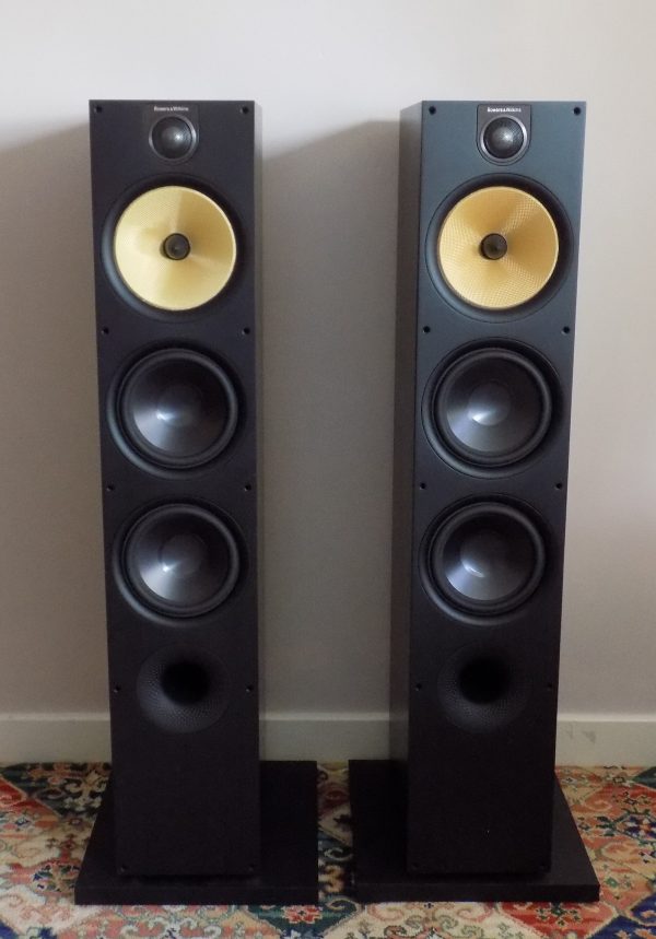 Bowers and Wilkins 683 S2 Speakers