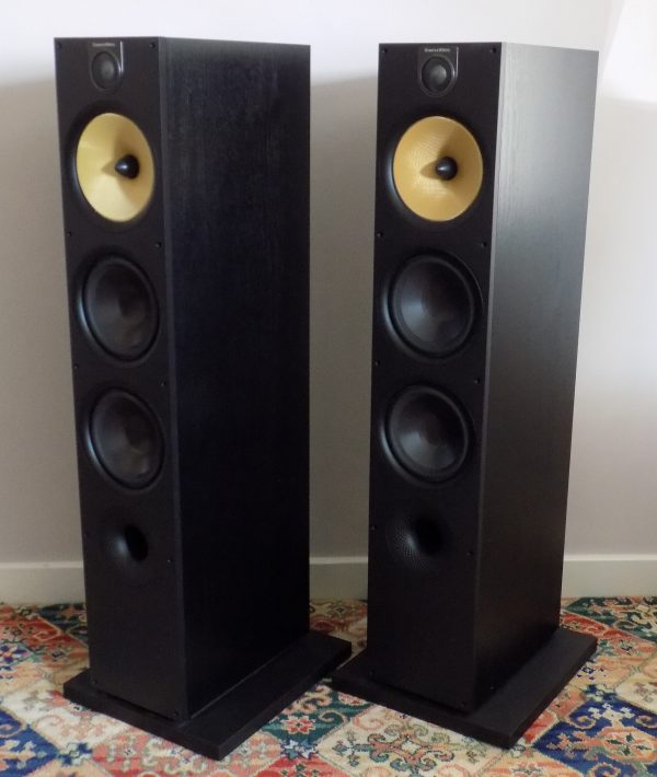 Bowers and Wilkins 683 S2 Speakers