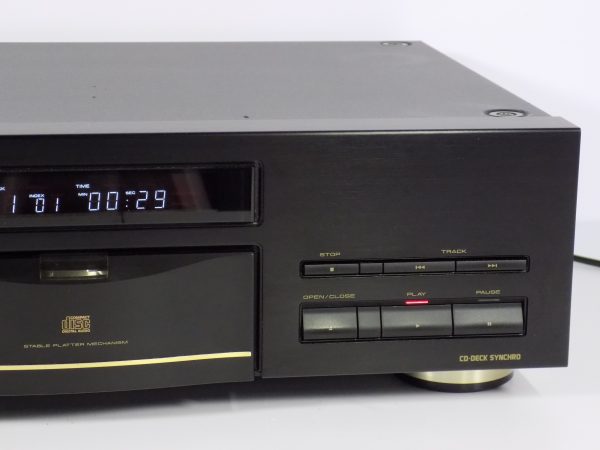 Pioneer PD-9700 CD Player