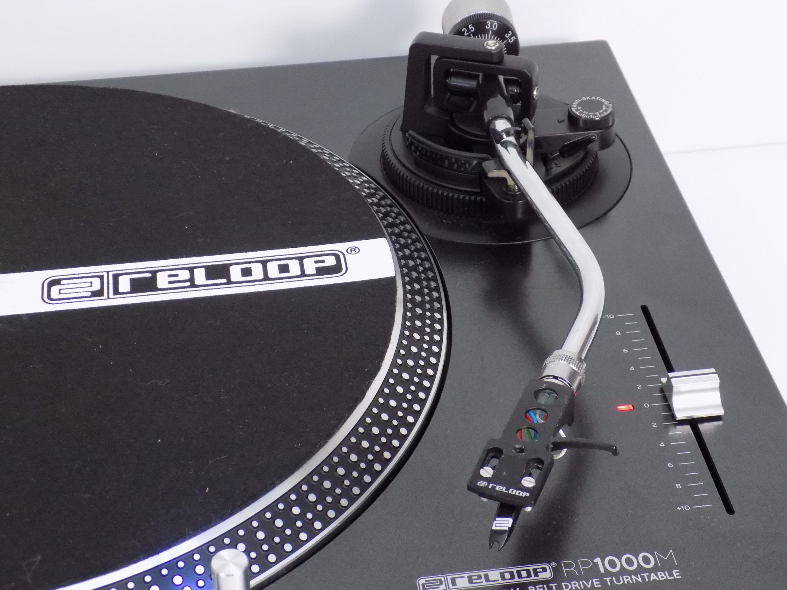 Reloop RP-1000M Turntable