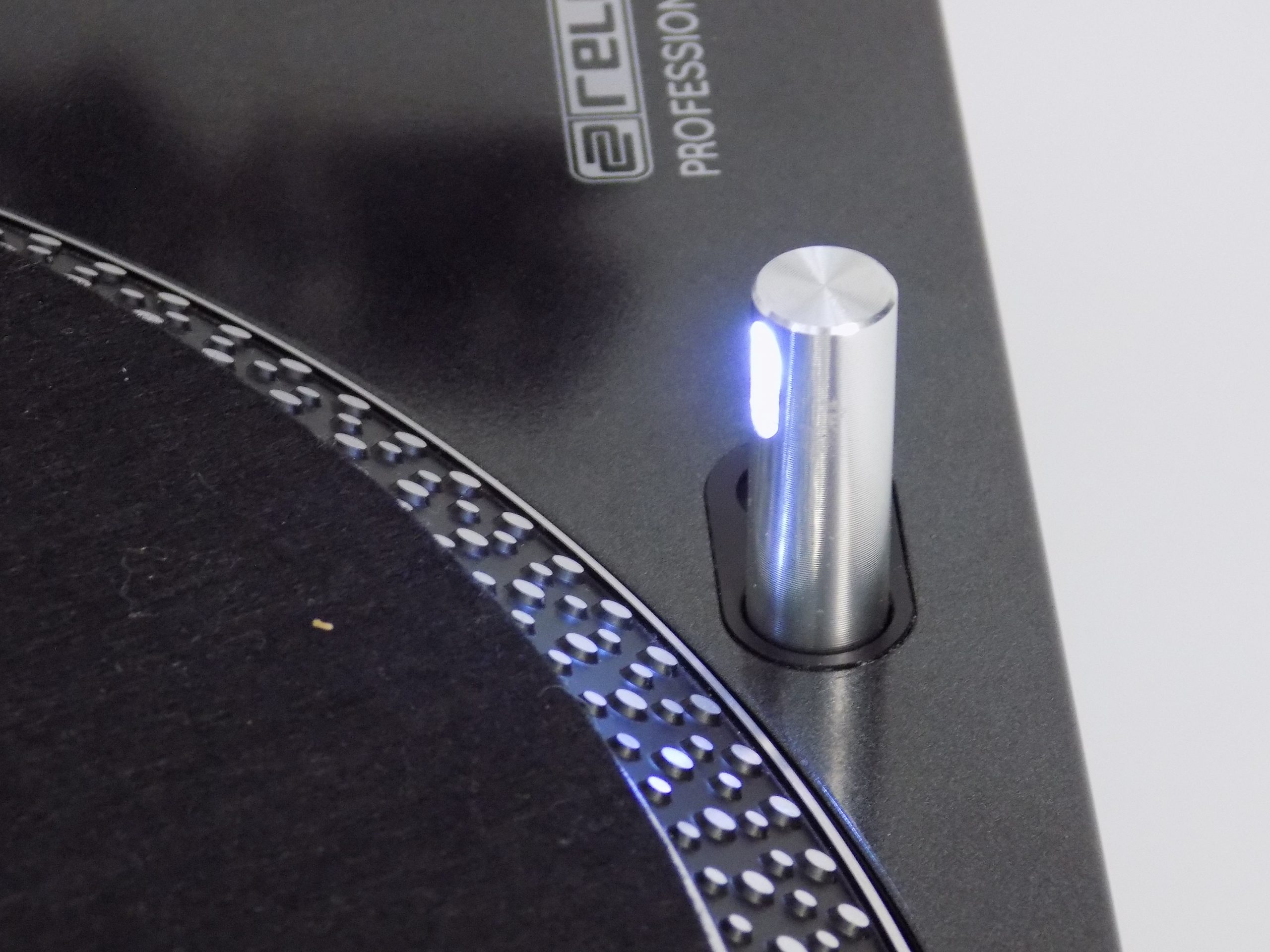 Reloop RP-1000M Turntable