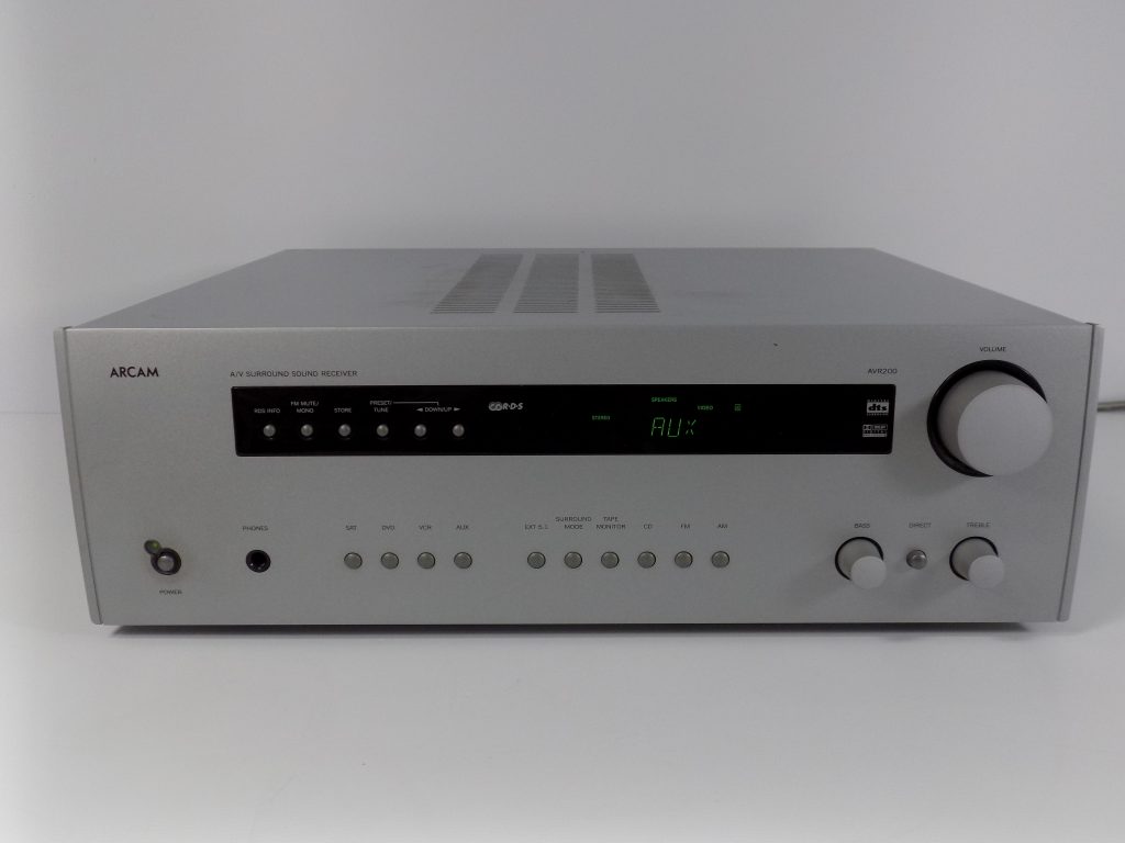 Arcam AVR200